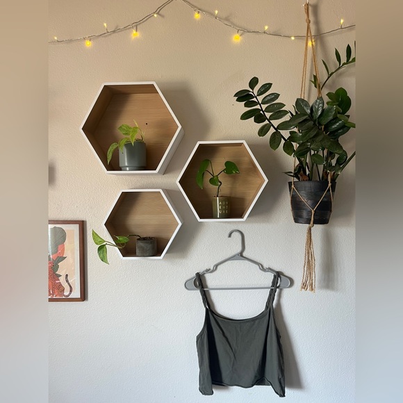 Aerie Crop Twisted Tank - Picture 1 of 4